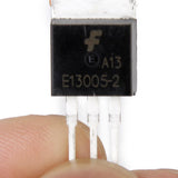 Maxbell 8x5 x 13005A E13005 13005A 13005 4A TO-220 NPN Power Transistor for Switching Power Supply