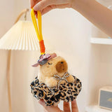 Maxbell Capybara Keychain Snuggling Capybara Bag Pendant for Birthday Gifts Children brown