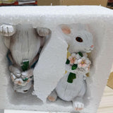 Maxbell 2Pcs Easter Bunny Decor Adorable Rabbit Statue Tabletop Sculpture 5.5 inch