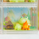 Resin Statues Animal Sculptures Indoor Bedroom Desk Miniature Frog Figurines with Fire