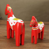 2Pcs Dalecarlian Wooden Horse Decorating Novelty Swedish Dala Horse Statues red