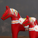 2Pcs Dalecarlian Wooden Horse Decorating Novelty Swedish Dala Horse Statues red