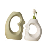 Maxbell 2x Flower Vases Resin Flower Arrangement Decorative for Bouquet Entry Mantel Beige and white