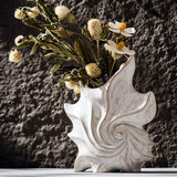 Maxbell Conch Shaped Flower Vase Floral Arrangement for Entrance Living Room Bedroom Color Box Packaging