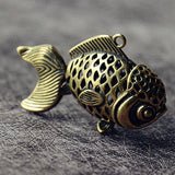 Maxbell Carp Keychain Pendant for Office Housewarming Congratulatory Gift Home Decor
