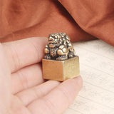 Maxbell Pixiu Statue Seal Stamp Vintage Animal Sculpture for Desk Bookshelf New Year