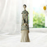 Maxbell Ancient Girl Lady Figurine Resin Collectible Statue for Living Room Home Bar