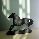 Maxbell Horse Statue Lightweight Ornament Horse Sculpture for Bookcase Weddings Desk black