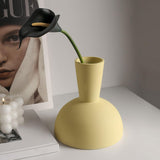 Maxbell Ceramic Flower Vase Frosted Porcelain Vase for Entryway Bookshelf Decoration Yellow