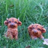 Maxbell 2 Pieces Highland Cow Figurines Cute Collection for Living Room Bedroom Desk