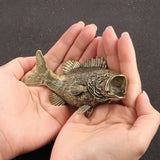 Maxbell Brass Fish Figurine Tea Pet Antique Fish Decor for Desktop Living Room Table