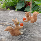 Maxbell 3x Hanging Squirrel Family Figurines Sculptures for Living Room Home Bedroom