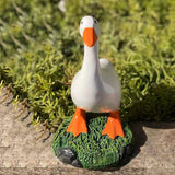 Maxbell Magnetic Duck Key Holder Funny Aesthetic Home Decor Statue for Enterway Desk
