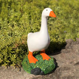 Maxbell Magnetic Duck Key Holder Funny Aesthetic Home Decor Statue for Enterway Desk