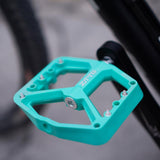 Maxbell 1 Pair Nylon Equipment Non-Slip Bike Pedals for Bicycle BMX MTB Green - Aladdin Shoppers