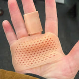 Maxbell Gym Grips for Weight Lifting Non Slip Gym Gloves for Sports Deadlift Fitness