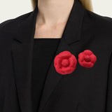 2Pcs Camellia Flower Brooches Lapel Pins for Suit Sweater Coat Dress Banquet Red