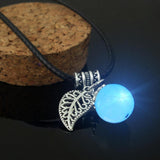 Maxbell Glow in The Dark Necklace Costume Decor for Girlfriend Boyfriend Dad Couples