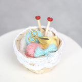 Maxbell 1/12 Dollhouse Woolen Yarn in Basket Miniature for Dollhouse Decor Ornaments blue
