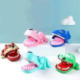 Maxbell Funny Biting Finger Toy Classic Biting Hand Finger Toy for Holiday Halloween Lion