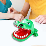 Maxbell Funny Biting Finger Toy Classic Biting Hand Finger Toy for Holiday Halloween Crocodiles