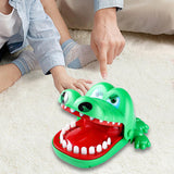 Maxbell Funny Biting Finger Toy Classic Biting Hand Finger Toy for Holiday Halloween Crocodiles
