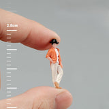 Maxbell 1/64 Standing Man Model Resin Stimulated People Figure Layout for Sand Table