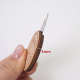 Maxbell 2 Pieces Needle Threaders Portable for DIY Sewing Quilting Crafting Projects Set A