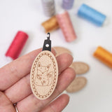 Maxbell Cute Pin Cushion with Pins Needle Threader Wood Household Compact Needlework Cat Shaped