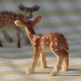 Maxbell 2Pcs Resin Sika Deer Ornament Toy Animal Figurine Plant Pot Dollhouse Decor