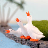 Maxbell 3Pcs Mini Goose Figurines Tiny Goose Statues for Cake Toppers Home Landscape