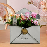 Maxbell Chic Metal Wall Planter Creative Iron Wall Vase for Indoor Outdoor Wall Home White