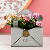 Maxbell Chic Metal Wall Planter Creative Iron Wall Vase for Indoor Outdoor Wall Home White