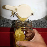 Maxbell Honey Gate Valve for Extractor Multiuse Bee Hive Tool for Garden Spare Parts White