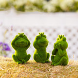 Maxbell Furry Flocked Frog Statue Crafts Garden Sculpture for Home Office Porch Lawn
