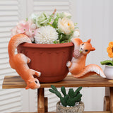 Maxbell 2 Pieces Squirrel Figurines Cute Animal Figurine for Outdoor Backyard Indoor