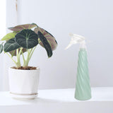 Maxbell Spray Bottle 250ml with Adjustable Spray Head Comfortable Plant Watering Can green