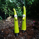 Maxbell 2 Pieces Garden Stakes Plant Art Rustic Ornaments for Park Outside White Eyes