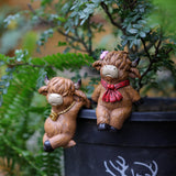 Maxbell 2x Cow Flower Pot Climber Modern Gifts Resin Figurine for Patio Outside Yard