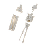 Unassembly Unpainted Kit 1/35 Resin Skull Skeleton Models for Diorama Scene