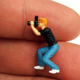 Maxbell 2pcs Mini 1/87 Photographer People Model Doll Layout Scenery Accessories