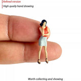 Maxbell 2 Pieces 1/64 Women and Men Figures Desktop Ornament Tiny People Model Decor Red khaki