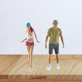 Maxbell 2Pcs 1/64 Man and Woman Figures Props A Couple for DIY Scene Micro Landscape