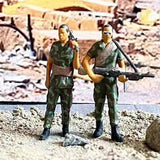 Maxbell 1:64 Diorama Figures Pose Scene Realistic Resin Figures Diorama Layout Gifts 2Pcs
