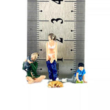 1/64 Scale Diorama Figure Resin Street People Model for Kids Adults Children 4Pcs