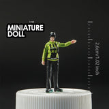 Maxbell 1/64 Scale Female Police Figures Layout Realistic Collection Resin Figurines Go gesture