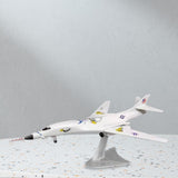 Maxbell 1/144 Scale Aircraft Model Collection Aircraft Ornament for Living Room Cafe Style C