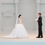 Maxbell 2Pcs 1/64 Miniature Figures Couples Small Tiny Painted Micro Landscape Decor Wedding