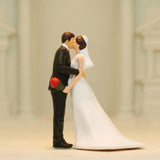 Maxbell 1:64 Miniature Figures Wedding Couples Decoration Tiny Mini People Figurines Kiss