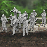Maxbell 10 Pieces Soldier Models 1:35 Miniature People Figurines for Miniature Scene